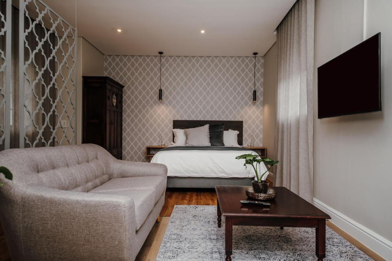 The Hawthorn Boutique Hotel George Bagian luar foto