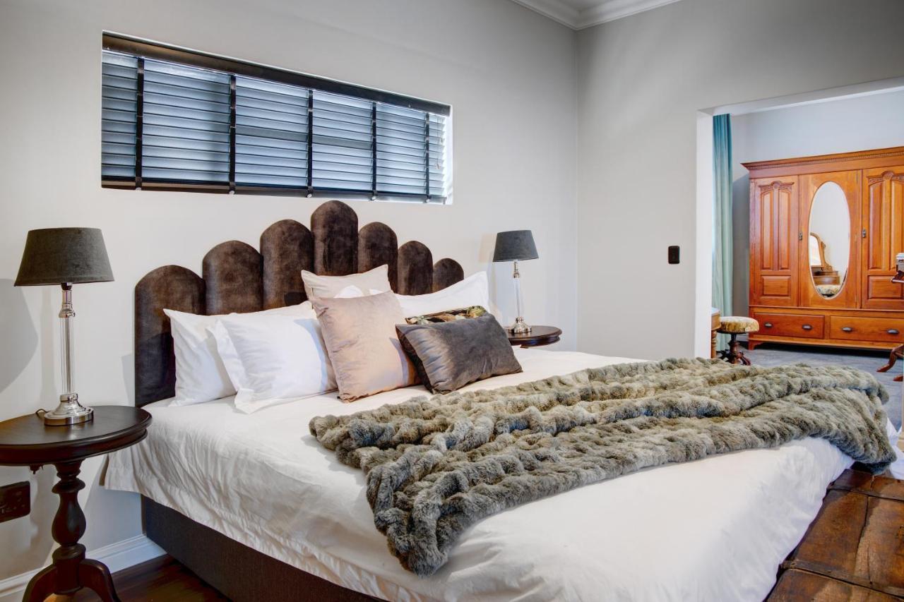The Hawthorn Boutique Hotel George Bagian luar foto