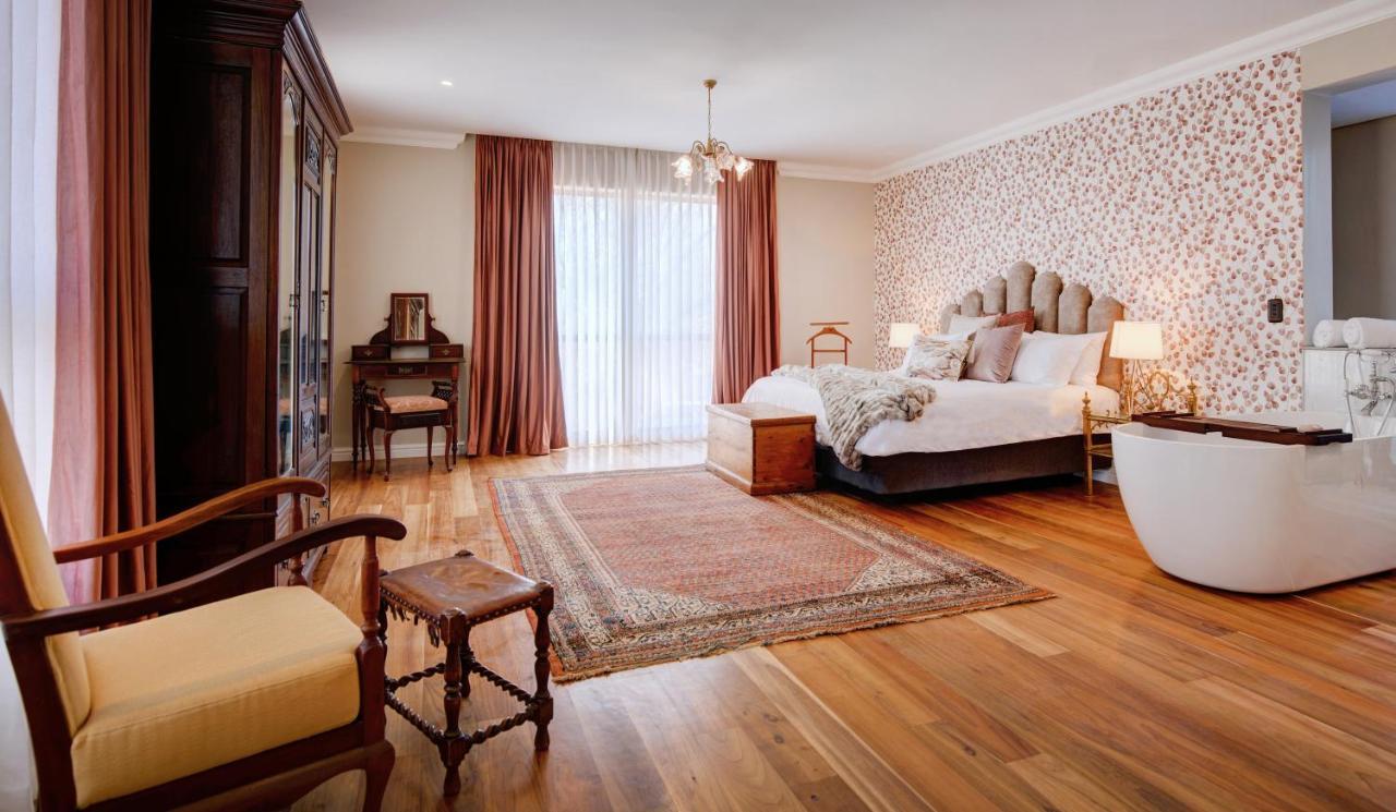 The Hawthorn Boutique Hotel George Bagian luar foto