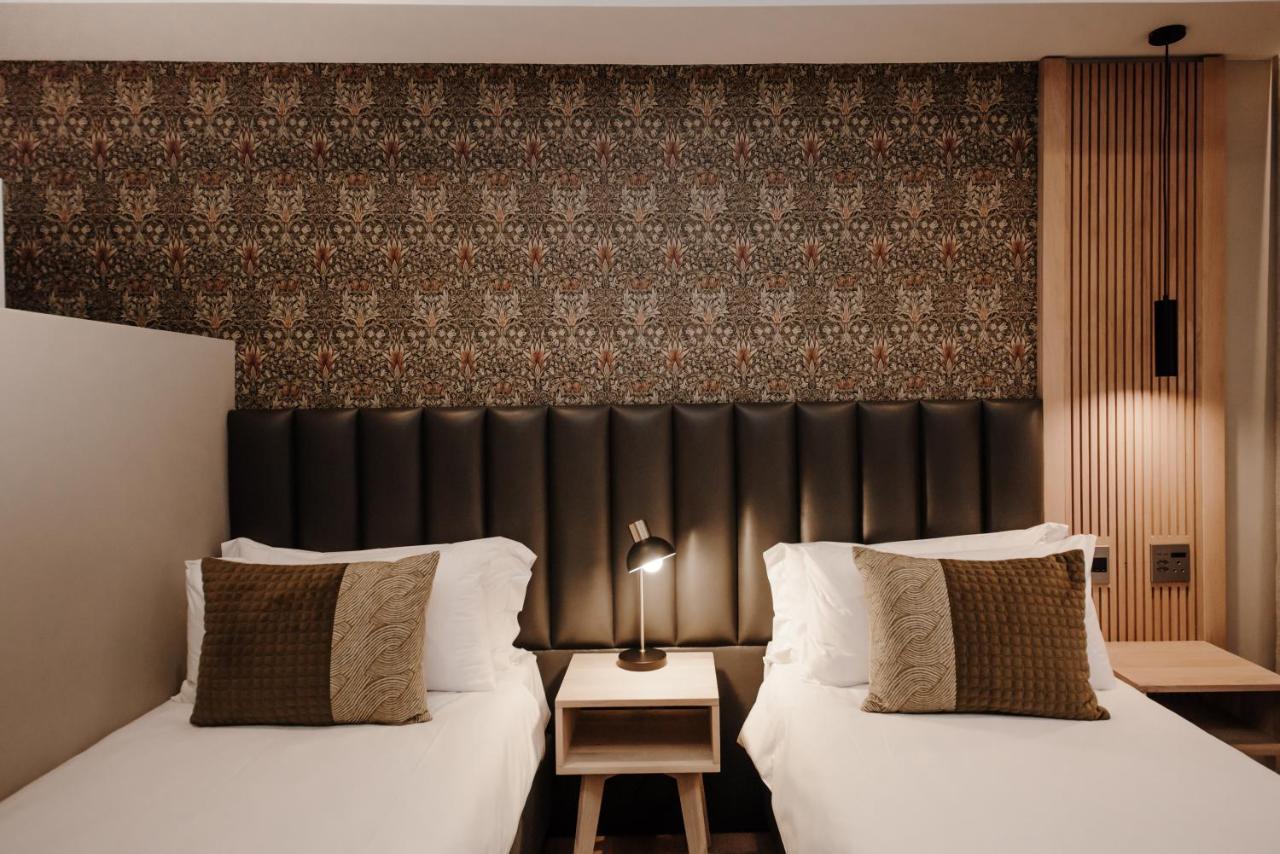 The Hawthorn Boutique Hotel George Bagian luar foto