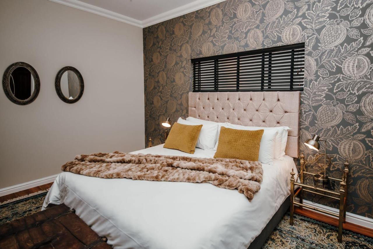 The Hawthorn Boutique Hotel George Bagian luar foto