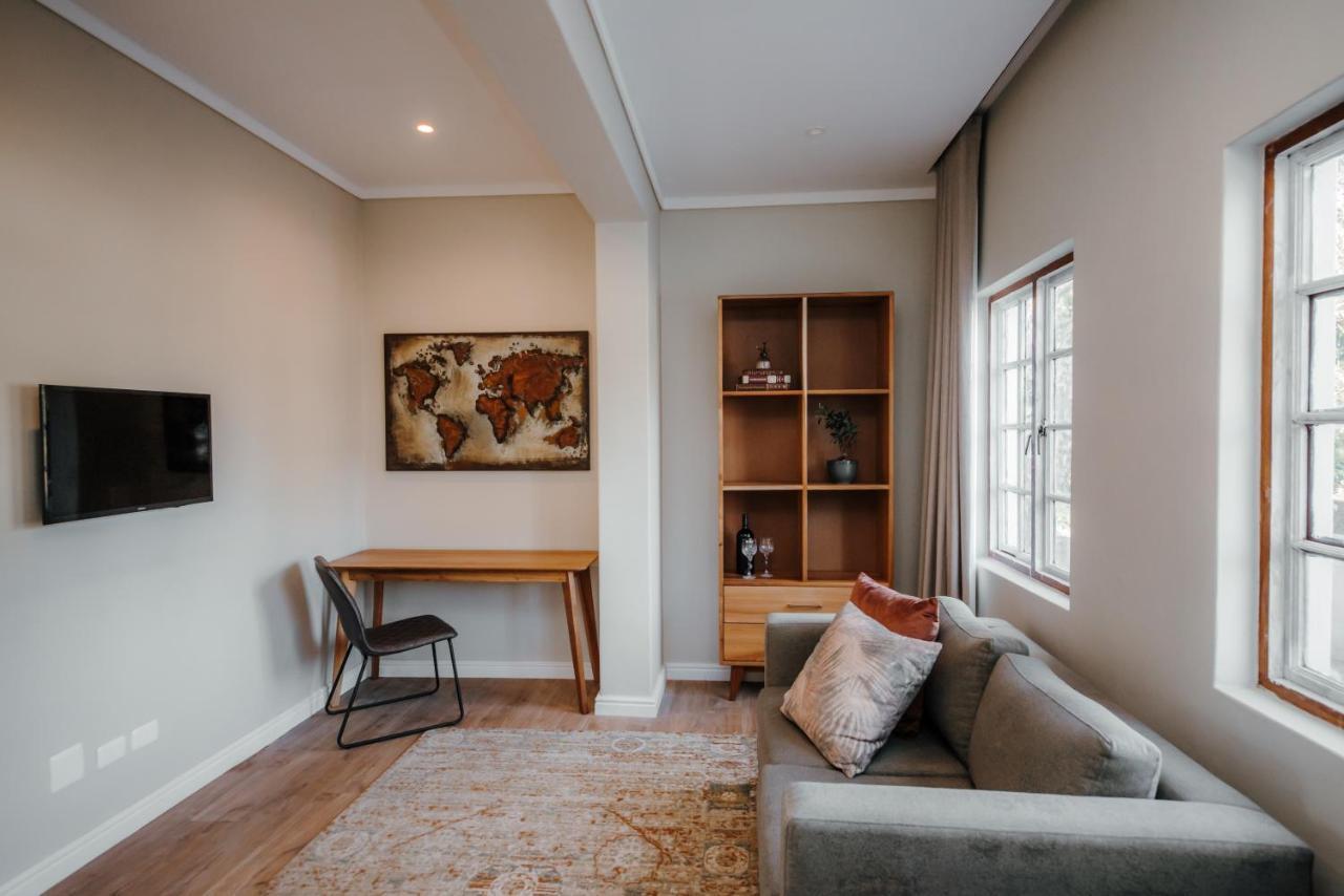 The Hawthorn Boutique Hotel George Bagian luar foto