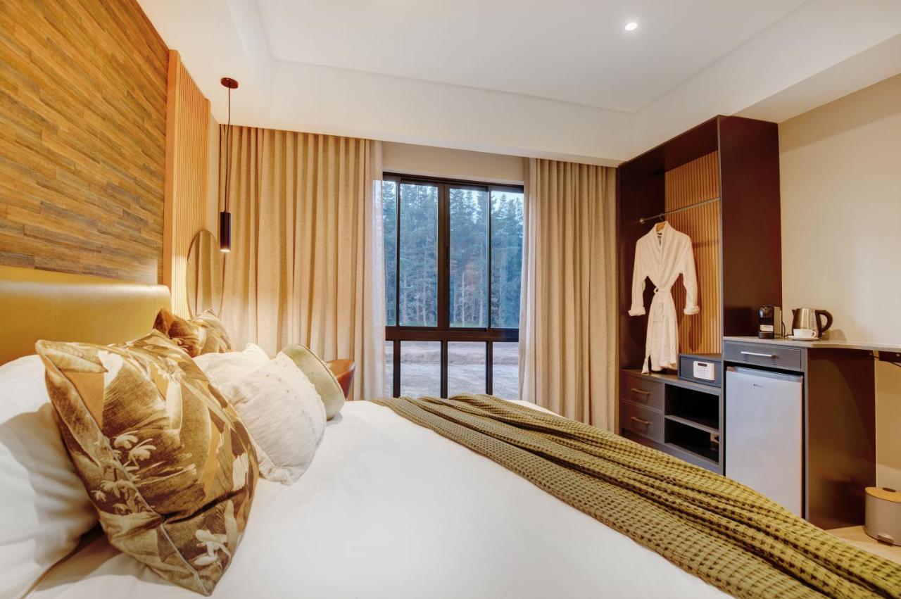 The Hawthorn Boutique Hotel George Bagian luar foto